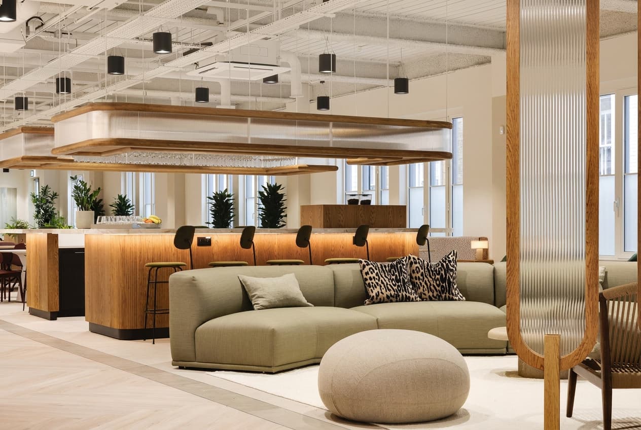 Vallist Data Reveals Structural Gap in Meeting Room Sizing for Hybrid Workspaces